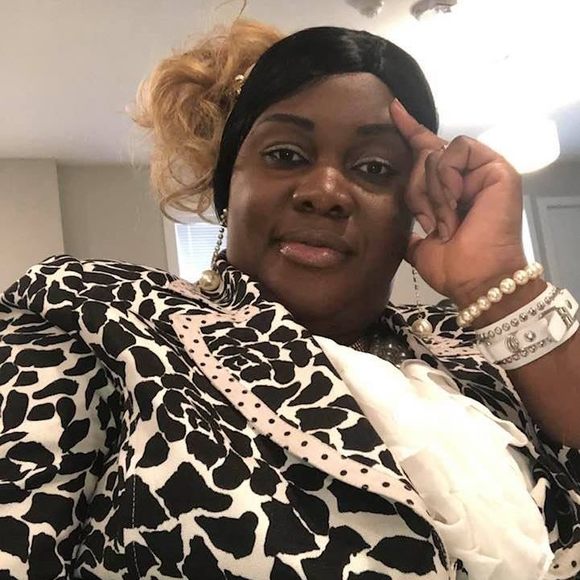 Meet your Posher, Rebecca - Picture 1 of 1